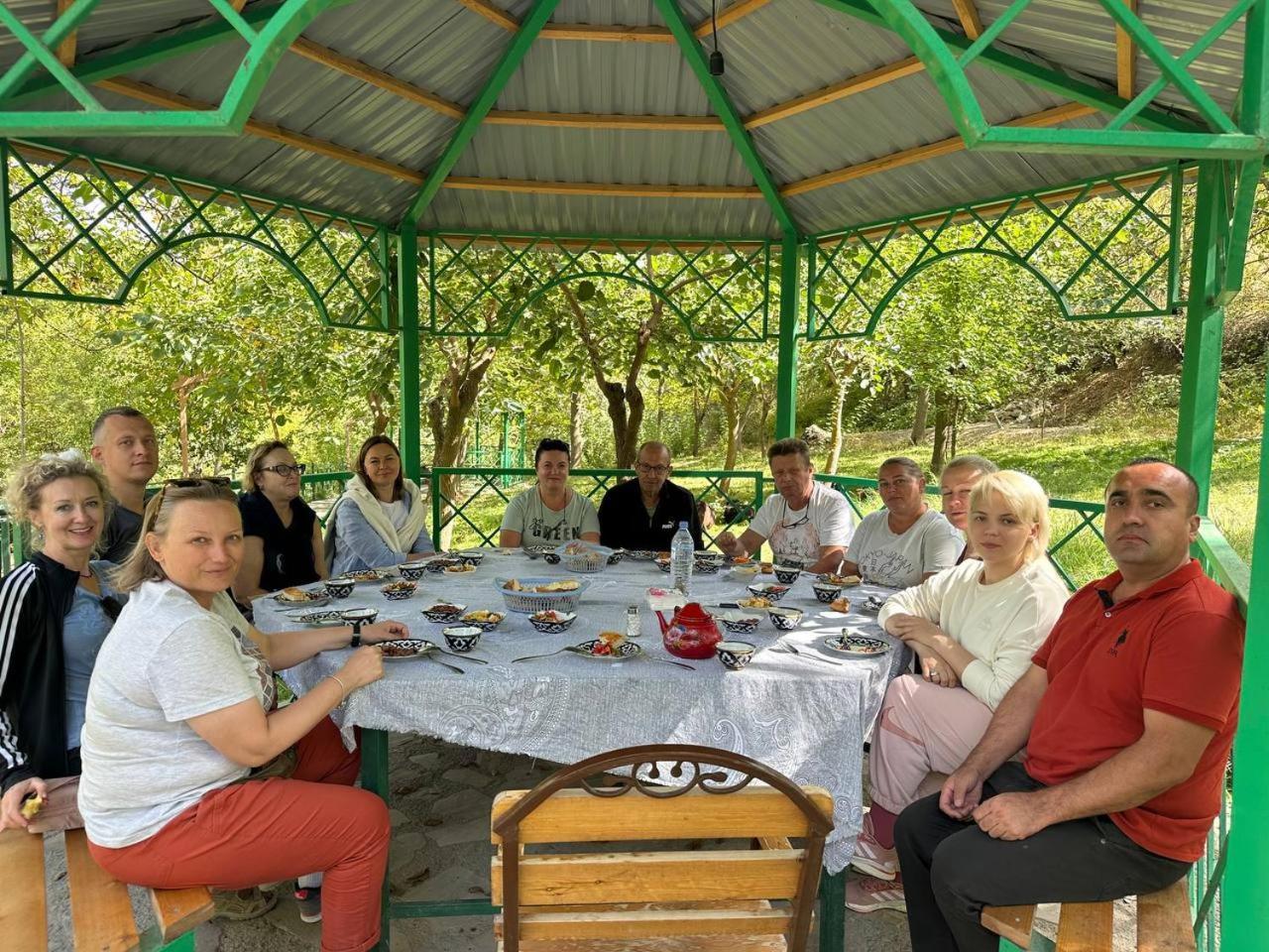 Hayat Guesthouse Nuratau Mountain Yukary-Ukhum Exterior foto